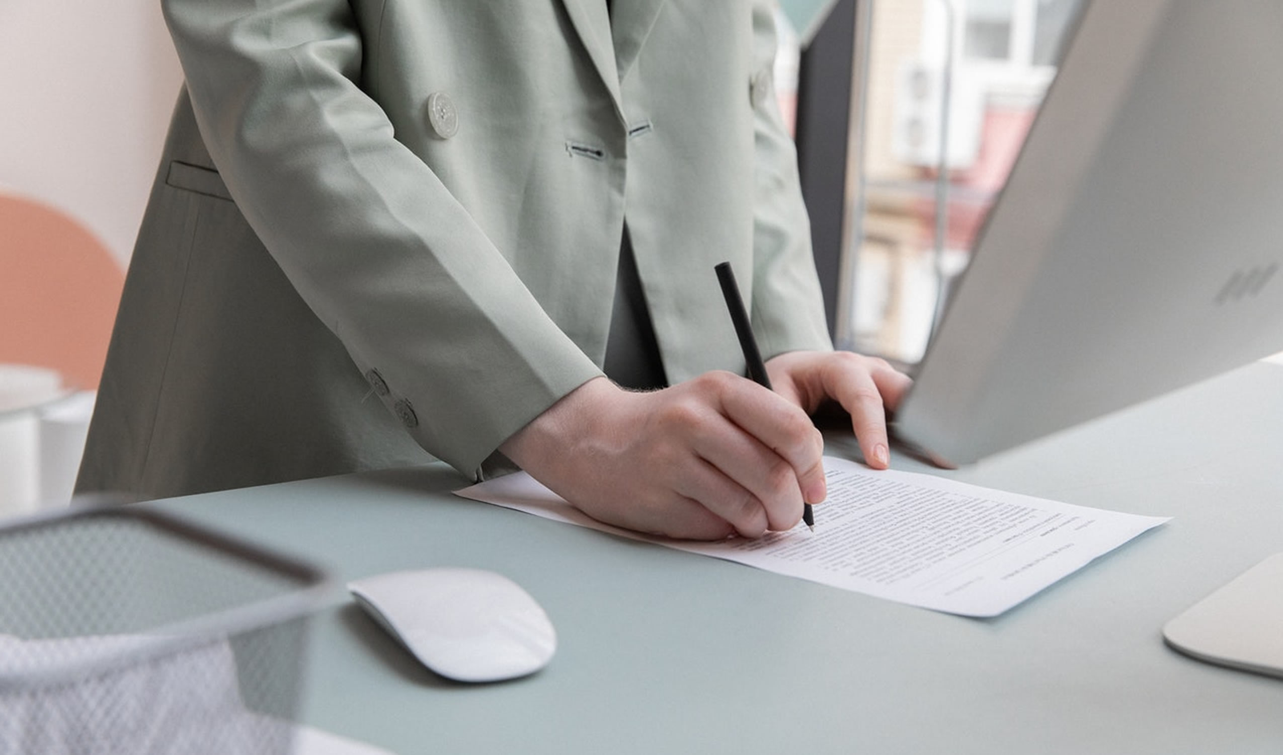 International Commercial Contracts Global Experience and Strategic Support in Cross-Border Agreements